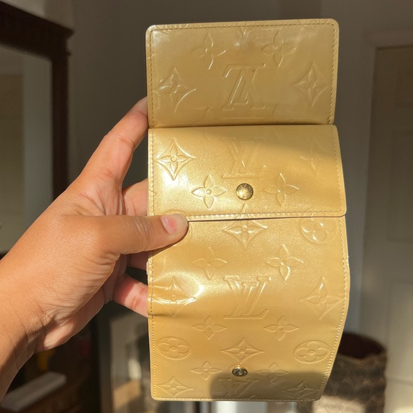 Authenticated Louis Vuitton monogram vernis wallet - LV wallet - Designer wallet - Picture 5 of 17
